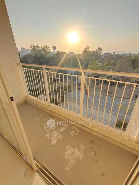 2 BHK Flat In Godrej Park Greens for Rent  In Mamurdi