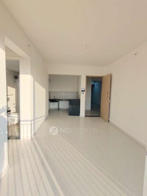 2 BHK Flat In Godrej Park Greens for Rent  In Mamurdi