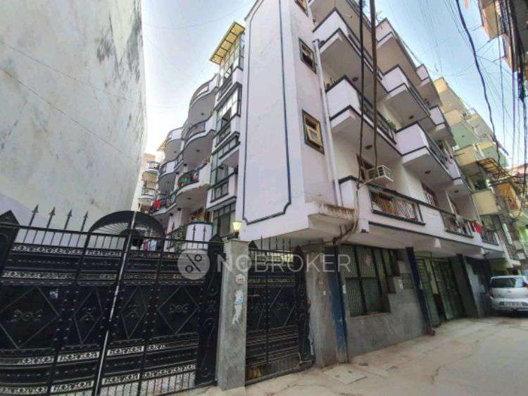 4+ BHK Flat In Ps Chouhan for Rent  In Panchsheel Vihar