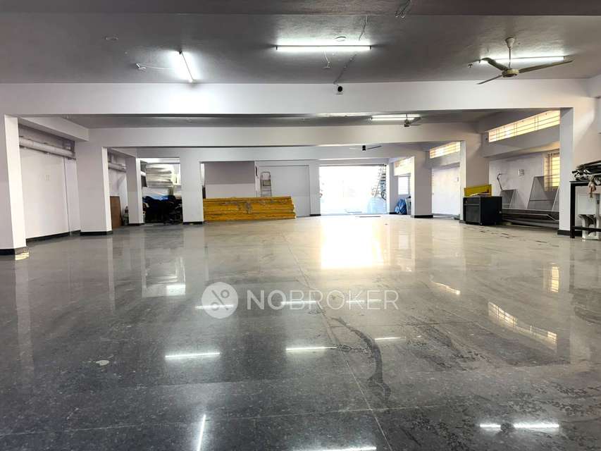 Showroom in Naagarabhaavi, Bangalore for Rent 