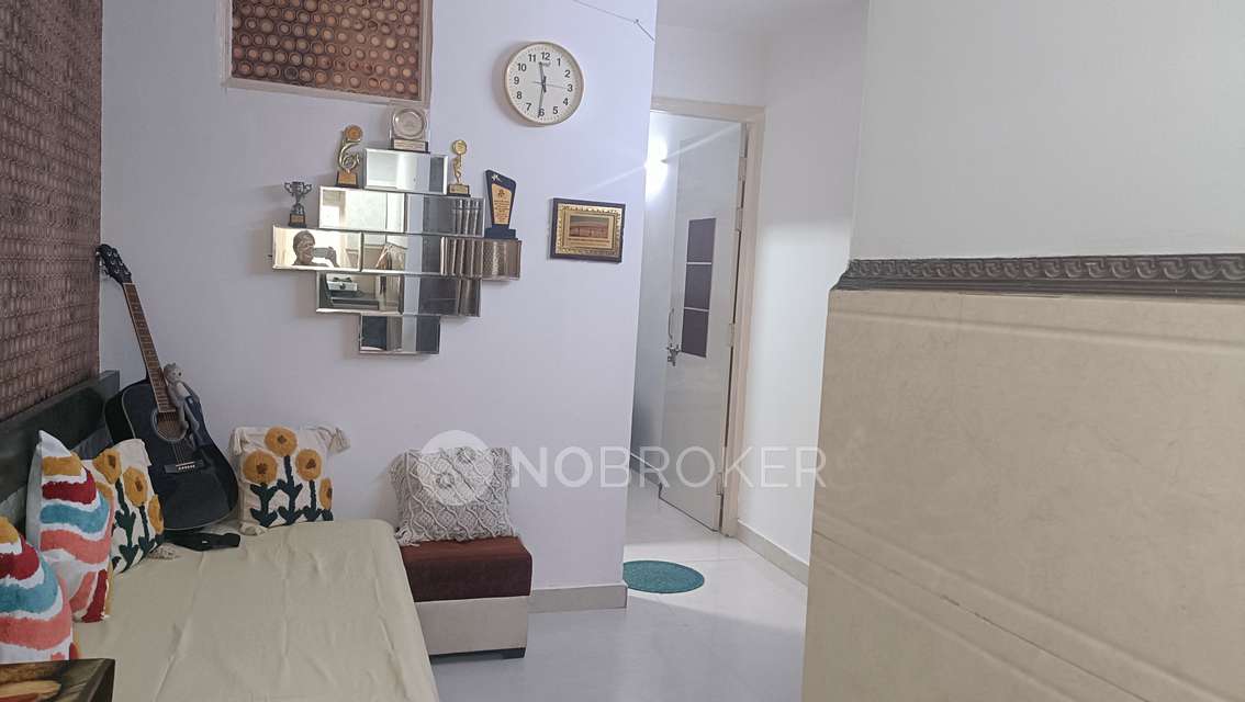 1 BHK Flat For Sale  In Rohini