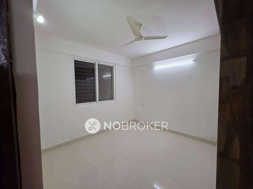 2 BHK Flat In King George Avenue For Sale  In Sarjapura