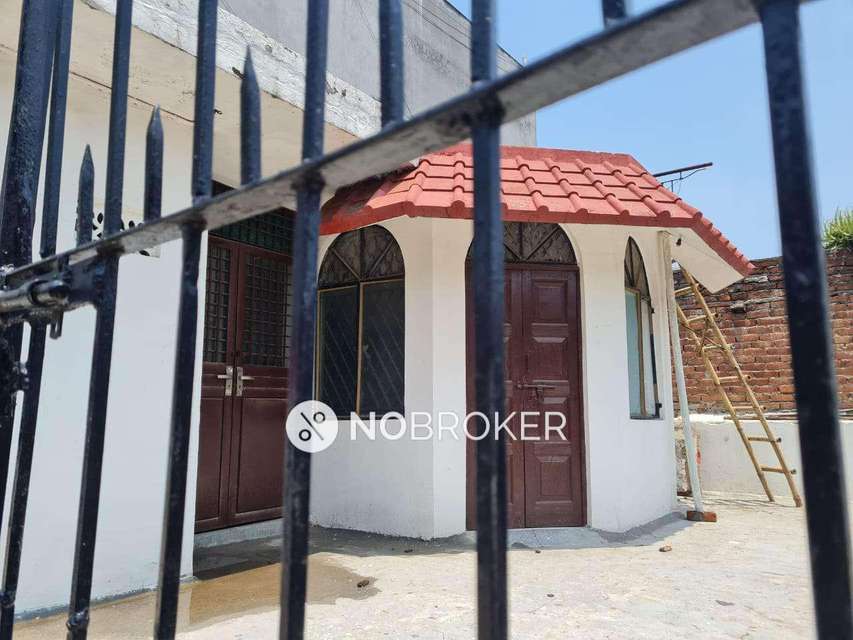 1 BHK Flat For Sale  In Malviya Nagar