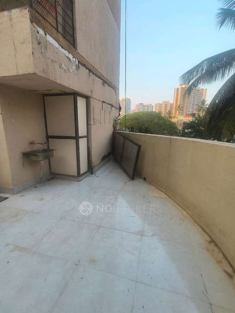 2 BHK Flat In Vaishali Apartment For Sale  In  Kandivali West,