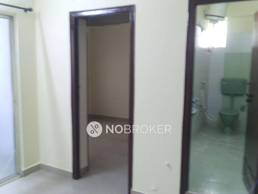2 BHK Flat In Innovative Flora For Sale  In Cox Town