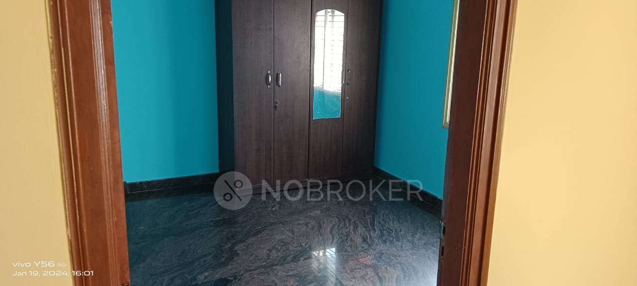 2 BHK Flat In R.jayalakshmi Nivas for Rent  In Nagawara