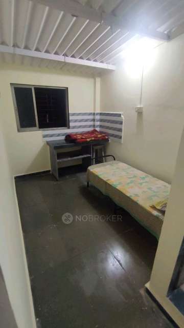 PG for Boys in Tilak Nagar Railway Station Rd