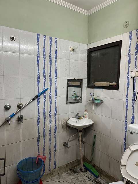 1 BHK Flat For Sale  In Ranjeet Nagar