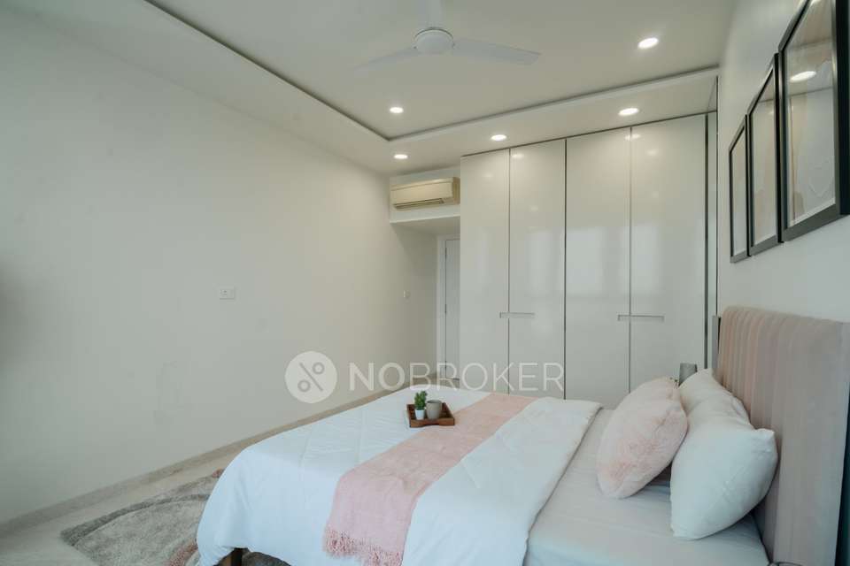 3 BHK Flat In Exquisite By Oberoi Realty For Sale  In Goregaon