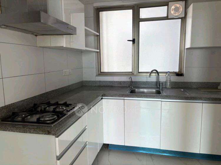 4 BHK Flat In Tata Primanti For Sale  In Sector 72