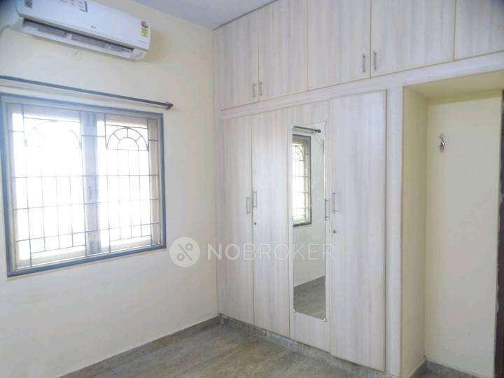 2 BHK Flat In Indepedent for Rent  In 60, 3rd St