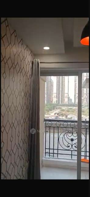 Single Room for Female In 3 BHK  In Prateek Grand City In Indirapuram