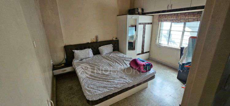 2 BHK Flat In Suvarna Heights Dhankawadi for Rent  In Taljai Bus Stop Road