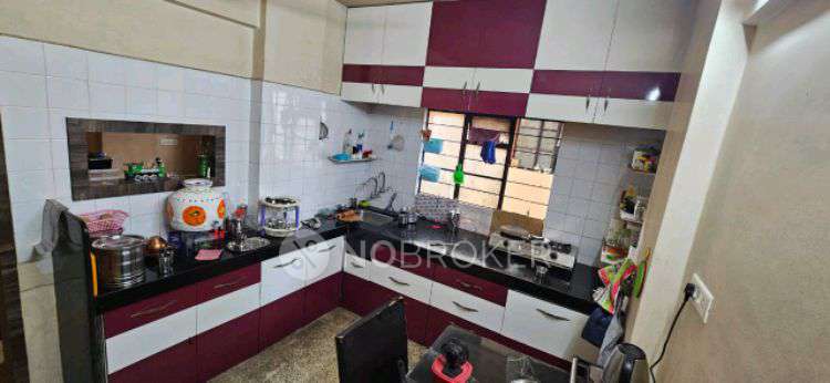 2 BHK Flat In Suvarna Heights Dhankawadi for Rent  In Taljai Bus Stop Road