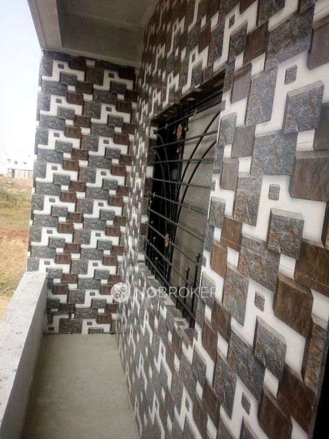 Shared Room for Male In 1 BHK  In Hadapsar