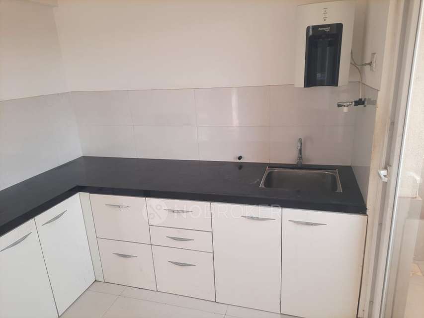 2 BHK Flat In Casa Abrigo, Hadapsar for Rent  In Hadapsar