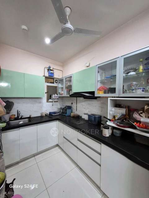 2 BHK Flat In Amanora Gold Towers, Hadapsar,  Amanora Park Town, Pune for Rent  In Amanora Gold Towers