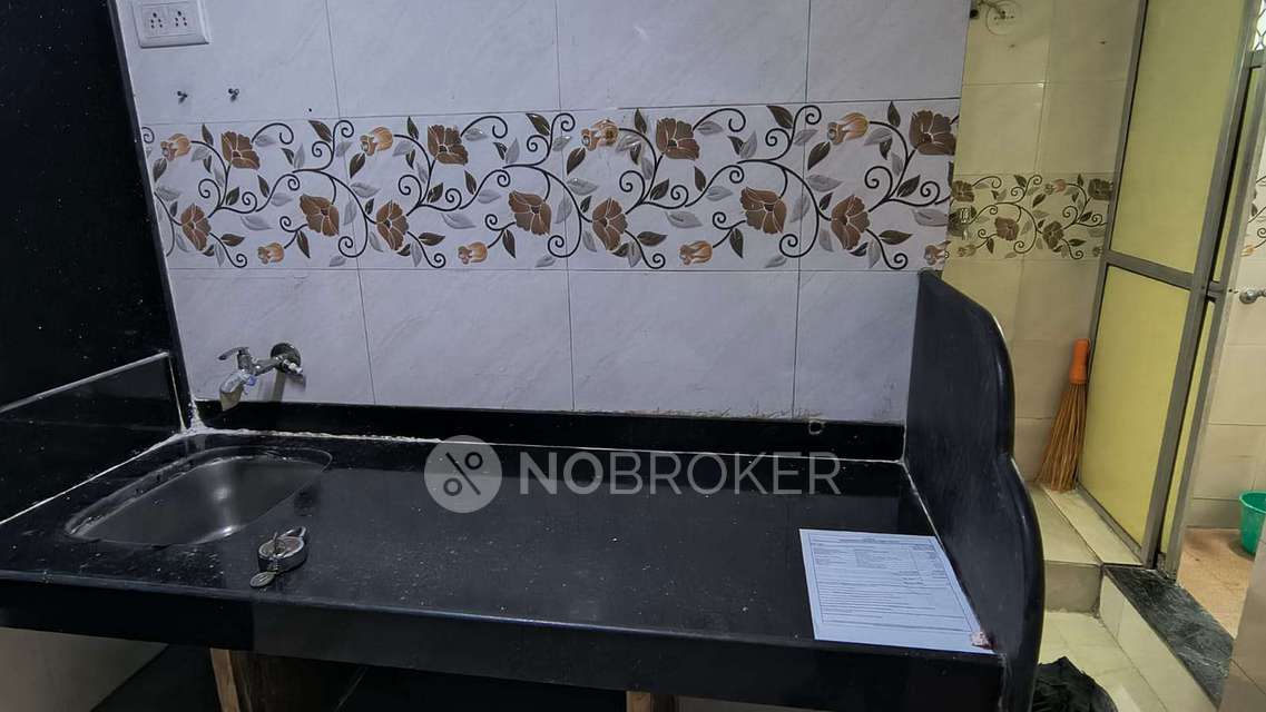 1 RK Flat In Siddhivinayak Darshan For Sale  In Mahalaxmi