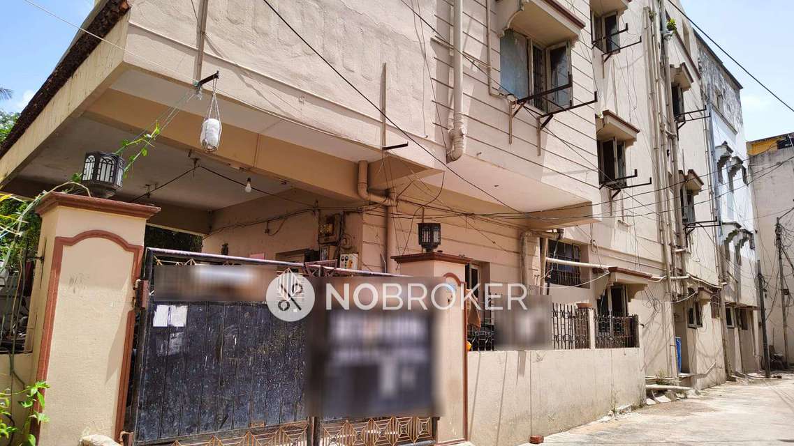 4+ BHK Flat For Sale  In Bowenpally