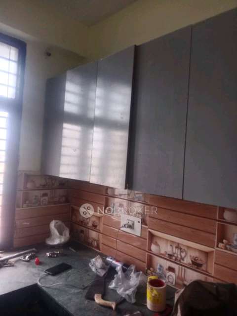 2 BHK Flat In Krishna Resident for Rent  In Ashok Vihar Phase Iii Extension