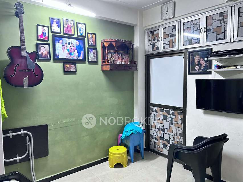 1 RK Flat In Alankar Chs For Sale  In Sane Guruji Nagar Marg