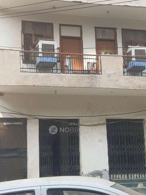 1 RK House for Rent  In Sector 30