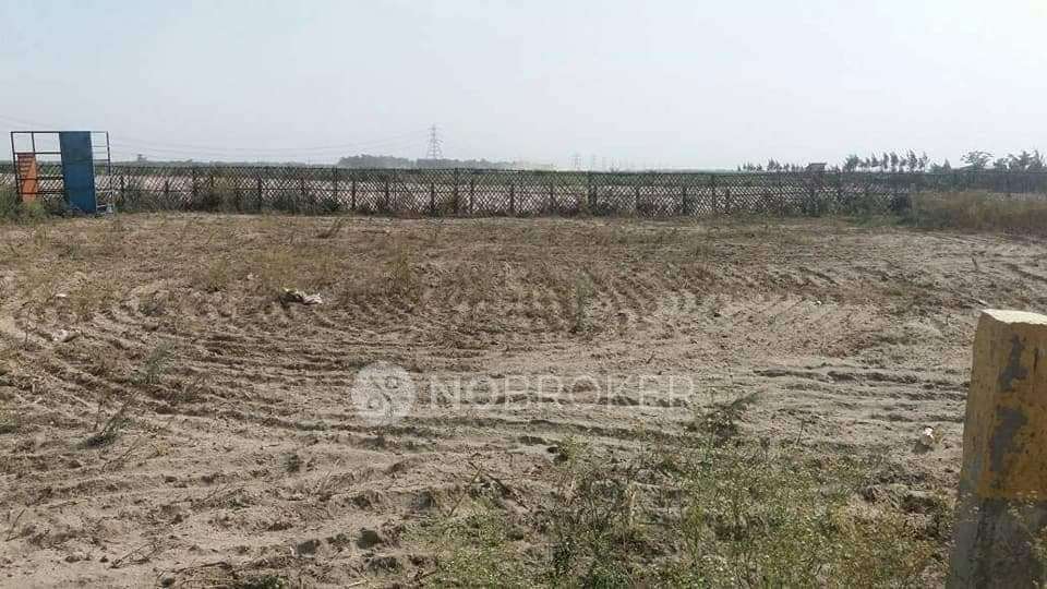 Plot For Sale  In Ecnon Farmlans In Ecnon Sports Land