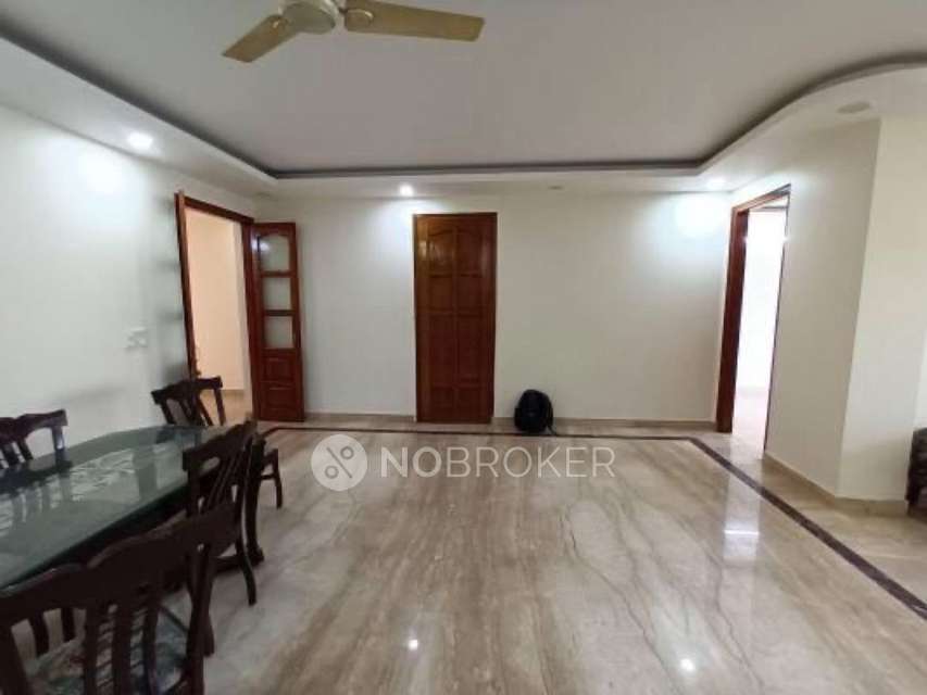 4 BHK Flat In Sb for Rent  In Janakpuri