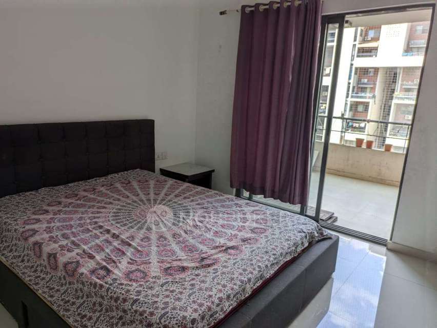 2 BHK Flat In Rohan Abhilasha for Rent  In Wagholi