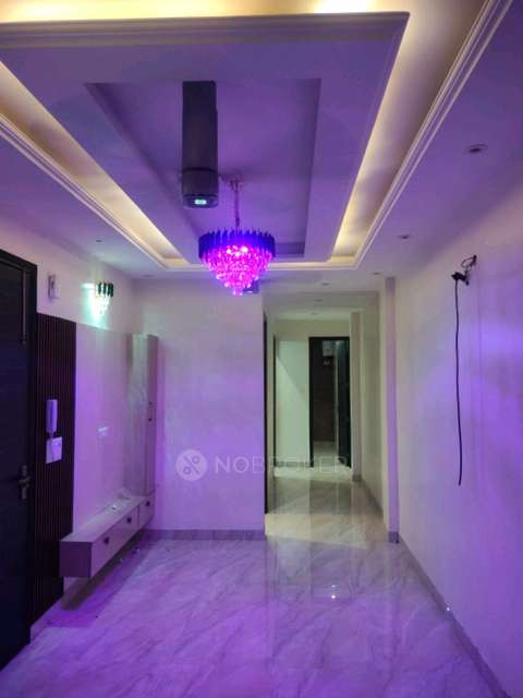 3 BHK Flat In Radhika House For Sale  In Tilak Nagar