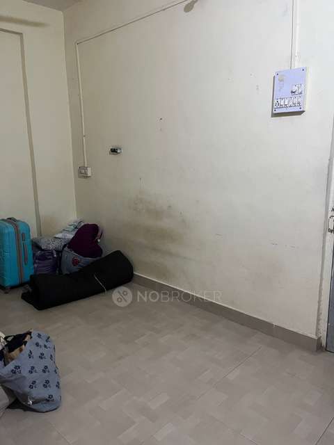 Shared Room for Female In 1 BHK  In Vithai Apartment In Karve Nagar