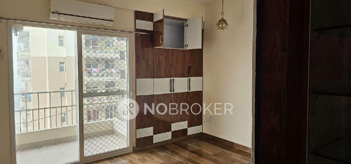 2 BHK Flat In Ace Aspire  For Sale  In Amrapali Leisure Valley