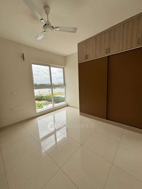 2 BHK Flat In Godrej Park Retreat, Sarjapura for Rent  In Sobha Royal Pavilion