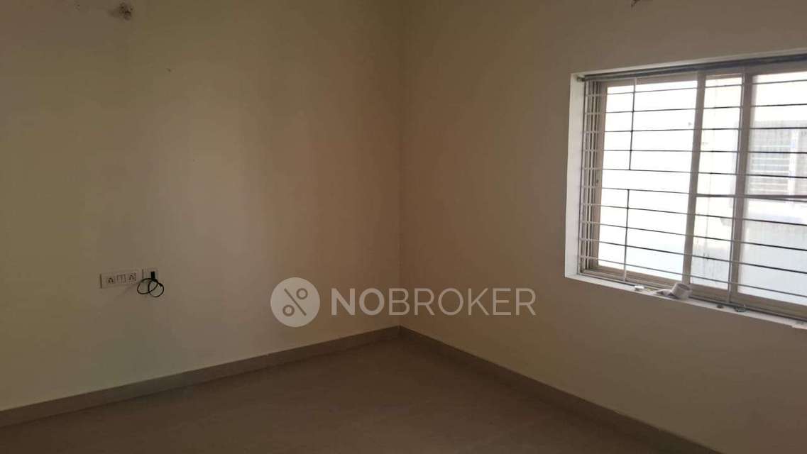 2 BHK Flat In Standalone Building  For Sale  In Serilingampalle 