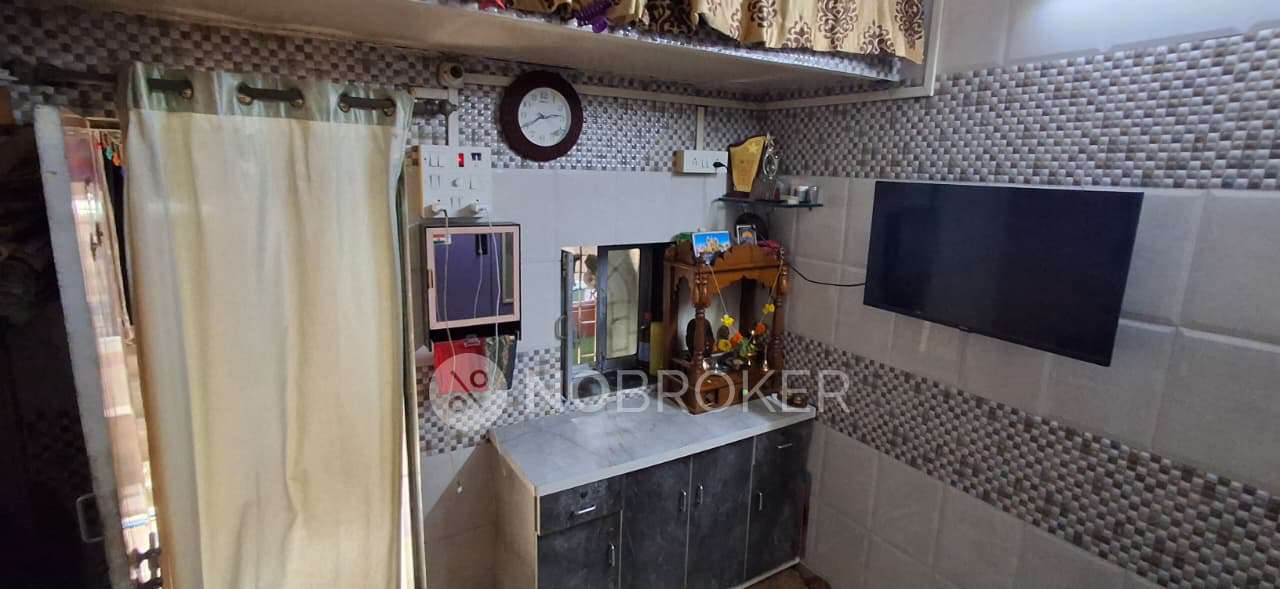 1 BHK House For Sale  In Ghatkopar West