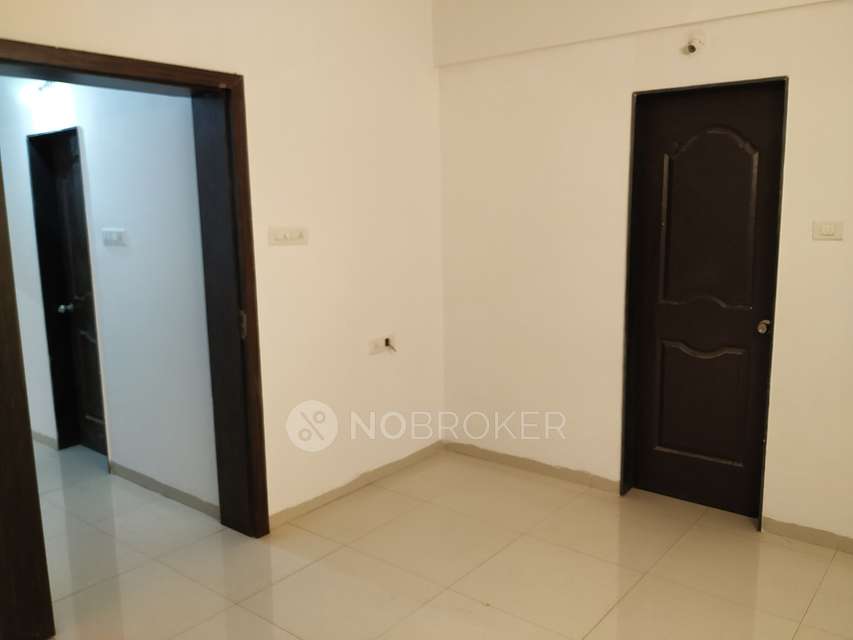 Single Room for Male In 2 BHK  In La Gloriosa, Wadgaon Sheri In Wadgaon Sheri