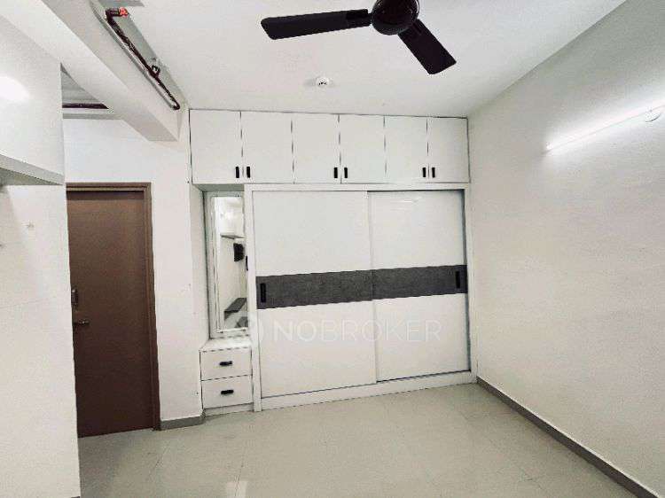 2 BHK Flat In Pareena Om Apartment for Rent  In Sector 112