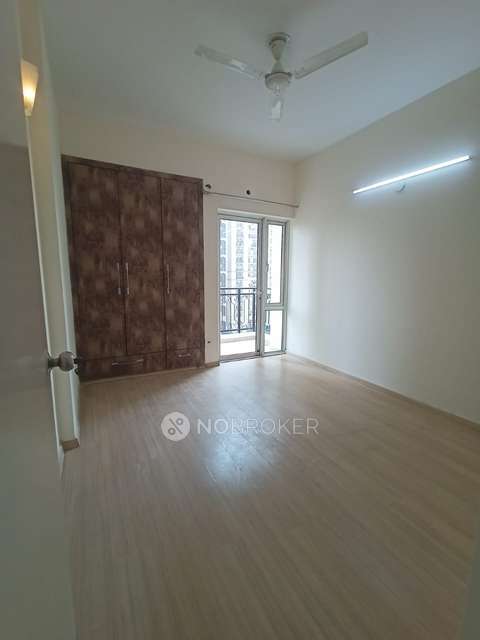 3 BHK Flat In Dlf Capital Greens, Moti Nagar for Rent  In Moti Nagar