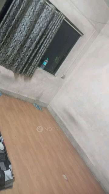 Single Room for Female In 2 BHK  In Kunnal Complex  In Kunal Complex