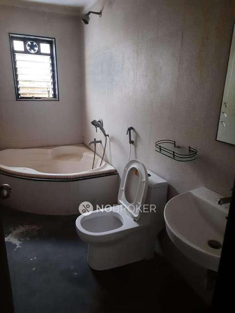 4 BHK House For Sale  In Mahajan Wadi