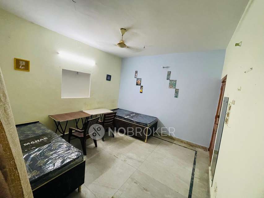 PG for Girls in C Block, 1, Alpha 1 Block B Rd