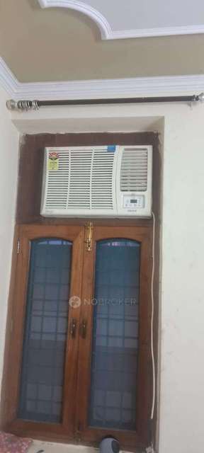 Single Room for Male In 2 BHK  In Standlone Building In Sector 19