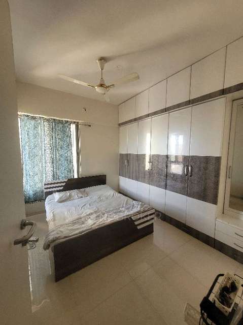 Shared Room for Female In 4 BHK  In F5 Mount Unique Residences In Mount Unique Residences
