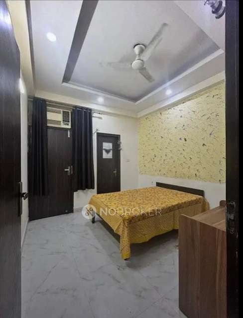 3 BHK Flat In Low Rise for Rent  In Defence Enclave