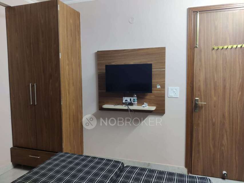 Shared Room for Male In 1 RK  In Apartment In Mahipalpur