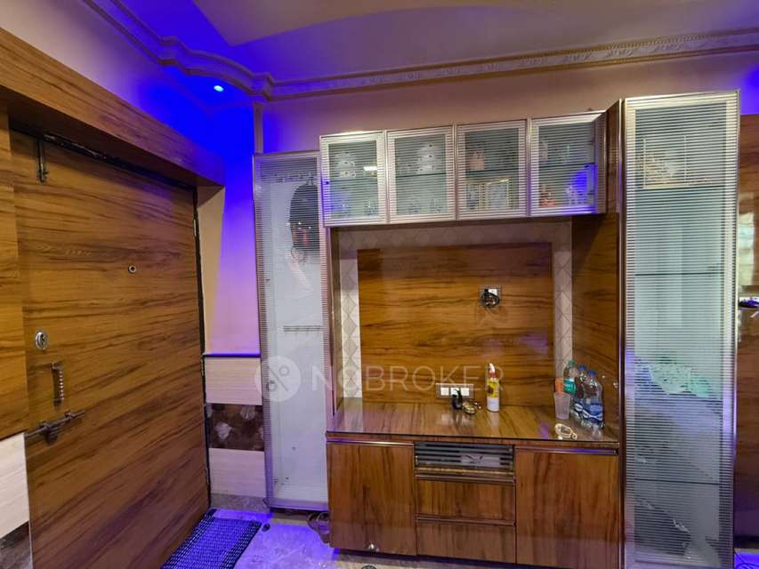 1 RK Flat In Akesha Apartment for Rent  In Mulund West