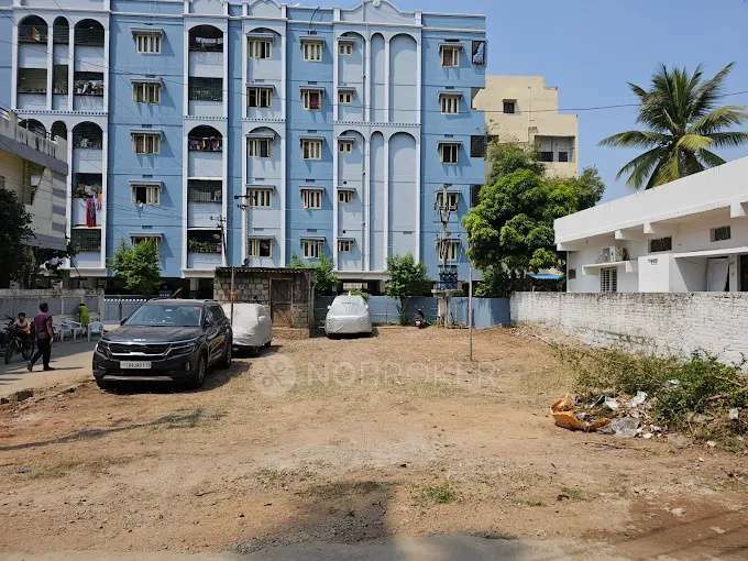 2 BHK Flat In Svs Towers For Sale  In Moula Ali