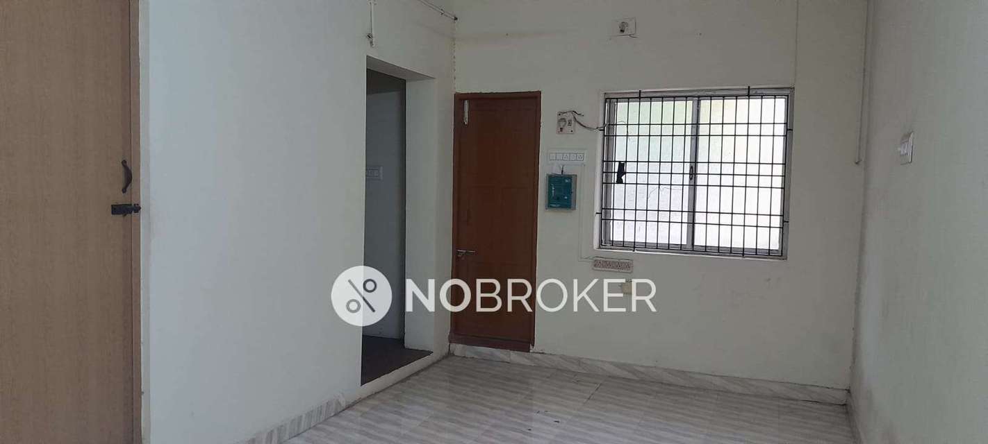 Godown/Warehouse in Mogappair East, Chennai for Rent 