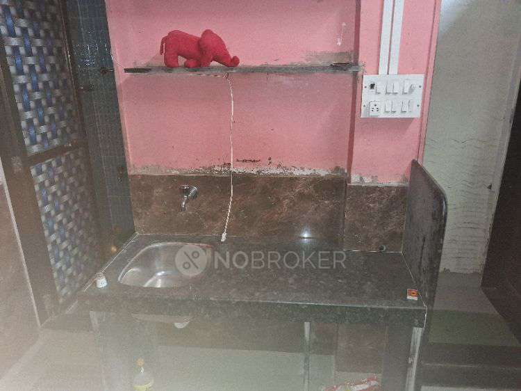 1 RK House for Rent  In Juhu