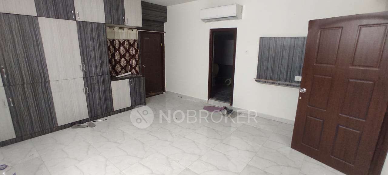 2 BHK Flat In Himasai Lakeview Towers For Sale  In Nalagandla